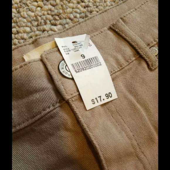 ***Sold*** - Picture 3 of 3